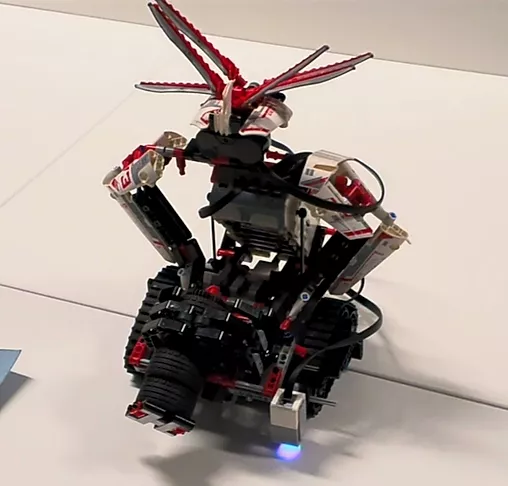 Lego Mindstorms EV3 Robot